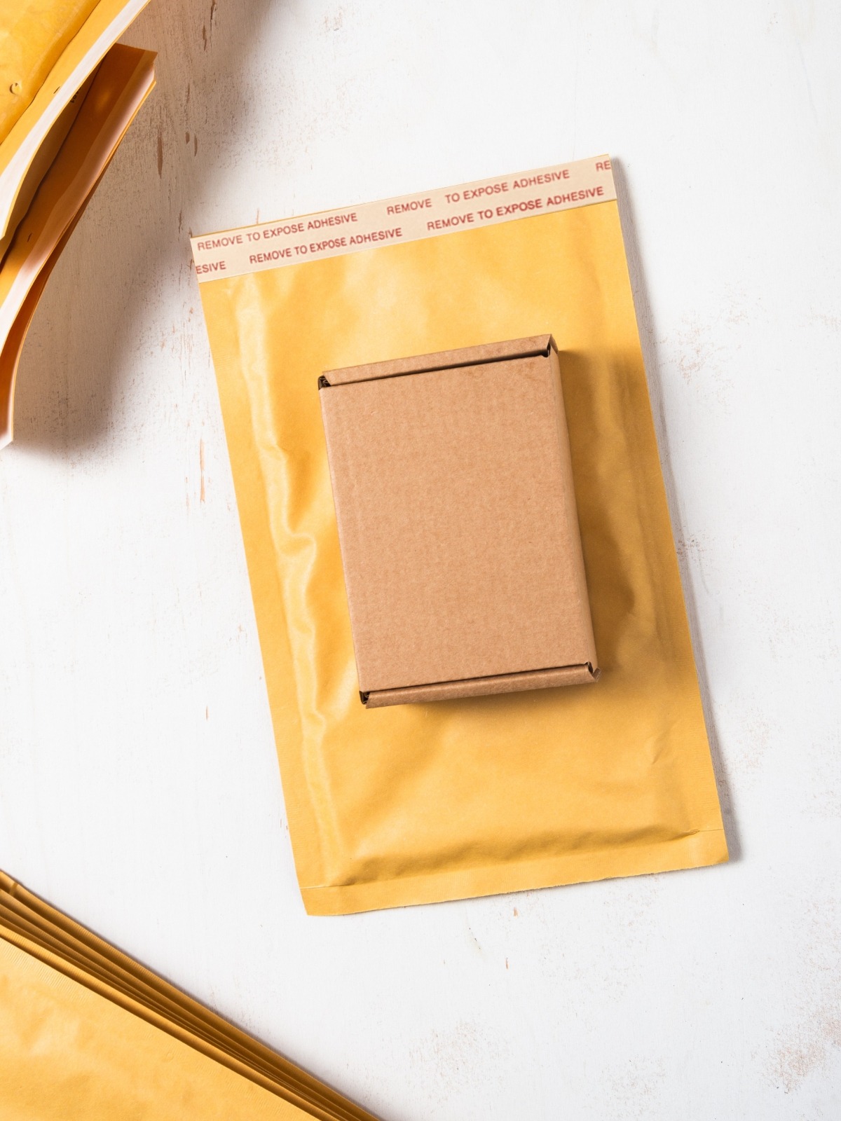 Kraft Bubble Mailers built fto be durable and eco-friendly