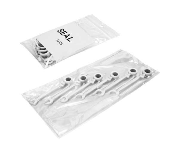 Clear poly bags for packaging and shipping